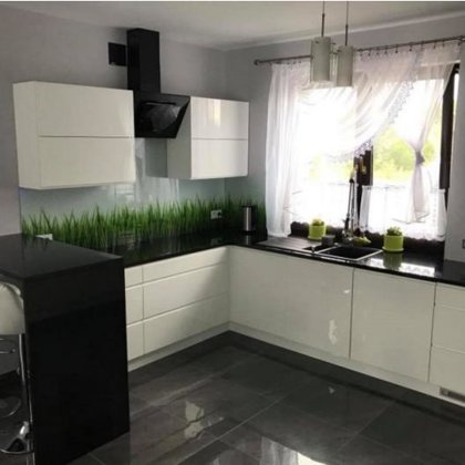 Kuchnia fronty lakierowane uchwyt frez