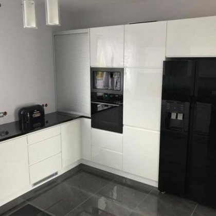 kuchnia fronty lakierowane uchwyt frez